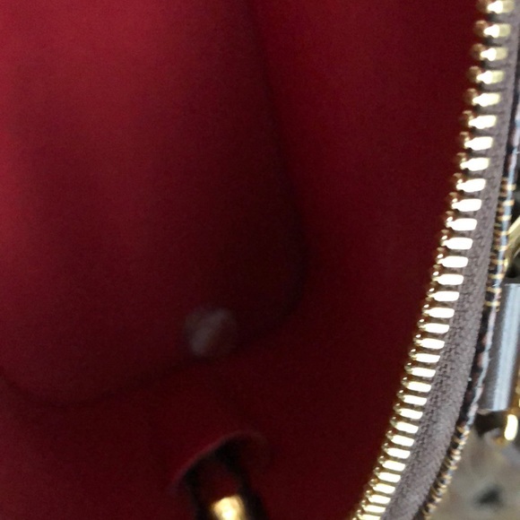 Because I have to many bags - Picture 5 of 8